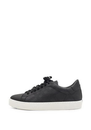 Burberry Pre-Owned Westford leather sneakers - Black