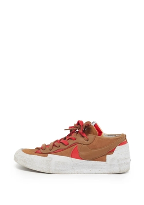 Nike x Sacai Blazer leather and suede lace up sneakers - Brown