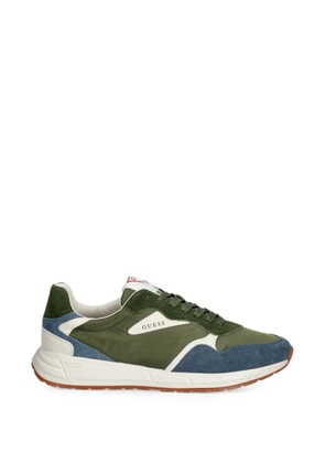 GUESS USA Aria logo-print panelled sneakers - Green