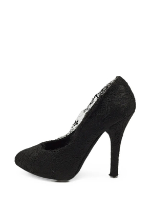Dolce & Gabbana Pre-Owned lace round-toe pumps - Black