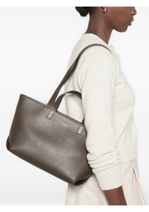 A.P.C. small Drummer logo-print leather tote bag - Brown
