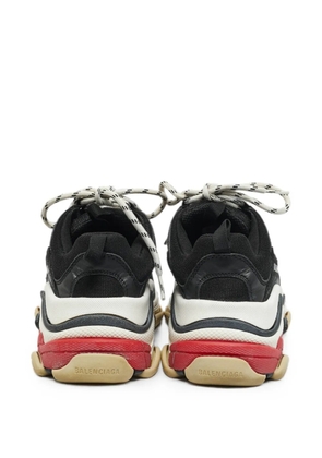 Balenciaga Pre-Owned Triple S mesh-detail sneakers - Black