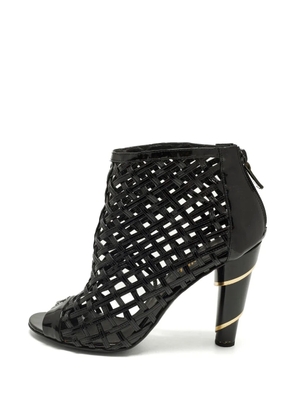 CHANEL Pre-Owned leather ankle boots - Black