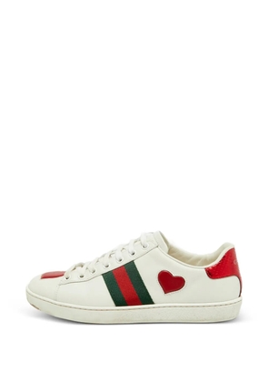 Gucci Pre-Owned Ace Web heart sneakers - White