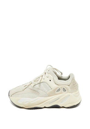 adidas Yeezy Boost 700 sneakers - Neutrals