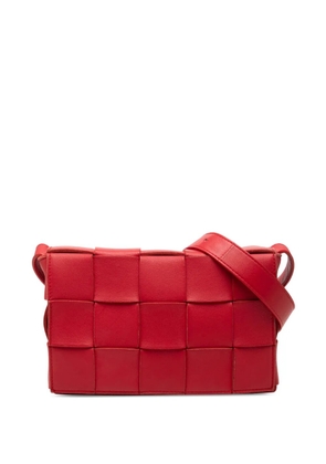 Bottega Veneta Pre-Owned 2012-2026 Nappa Intrecciato Cassette crossbody bag - Red
