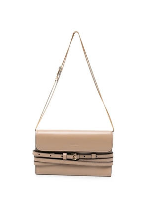 Moschino buckled-strap chain-link wallet - Neutrals
