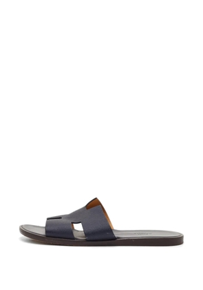 Hermès Pre-Owned Izmir leather slides - Blue