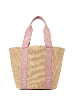 Chloé large Woody logo-embroidered tote bag - 26S - Nougat