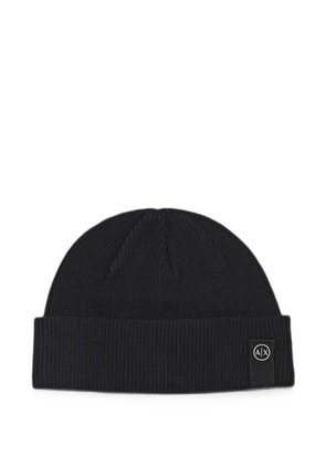 Emporio Armani logo-patch ribbed beanie hat - Black