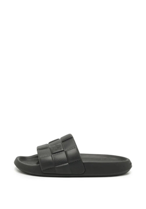 Louis Vuitton Pre-Owned Damier Waterfront slides - Black