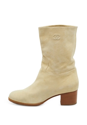 CHANEL Pre-Owned CC suede ankle boots - Neutrals