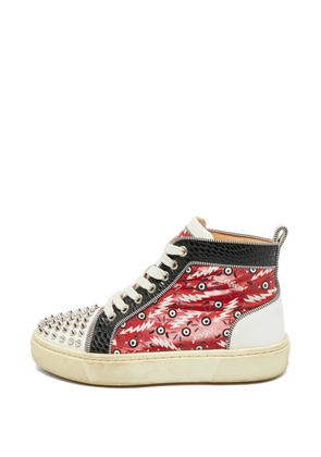 Christian Louboutin Pre-Owned lace-up spiked sneakers - Red