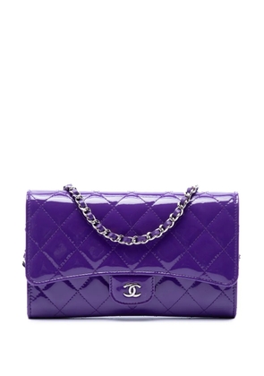 CHANEL Pre-Owned 2015-2016 CC Quilted Patent Wallet On Chain shoulder bag - Purple