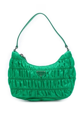 Prada Pre-Owned 2013-2026 Tessuto Gaufre Re Edition shoulder bag - Green