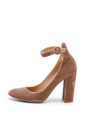 Gianvito Rossi block-heel ankle-strap pumps - Neutrals