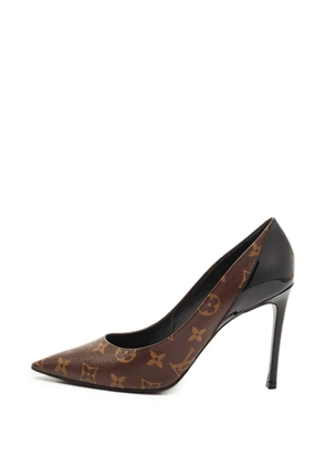 Louis Vuitton Pre-Owned Cherie Monogram pumps - Brown