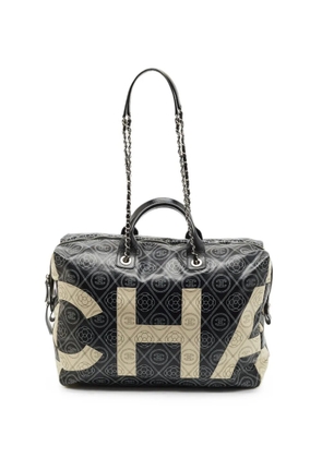 CHANEL Pre-Owned 2018 logo-print tote bag - Black