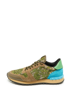 Valentino Garavani Pre-Owned Rockstud lace low top sneakers - Green