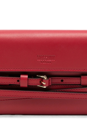 Moschino buckle-detail chain-strap wallet - Red