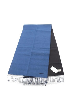 Hermès Pre-Owned Recto Verso fringed scarf - Blue