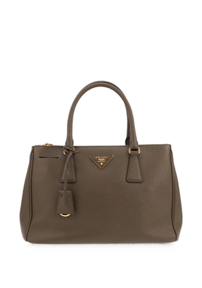 Prada Pre-Owned 2020s Galleria Saffiano leather handbag - Brown