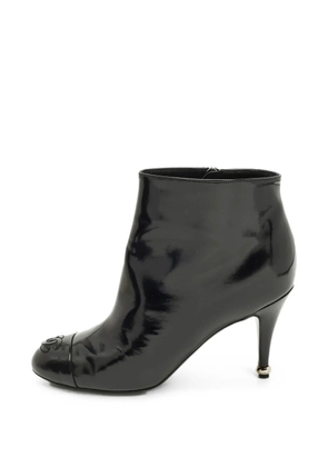 CHANEL Pre-Owned CC-cap-toe ankle boots - Black