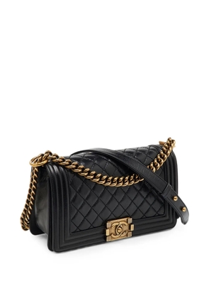 CHANEL Pre-Owned 2011 Boy diamond-quilted shoulder bag - Black