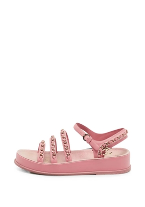 CHANEL Pre-Owned CC chain-link platform sandals - Pink
