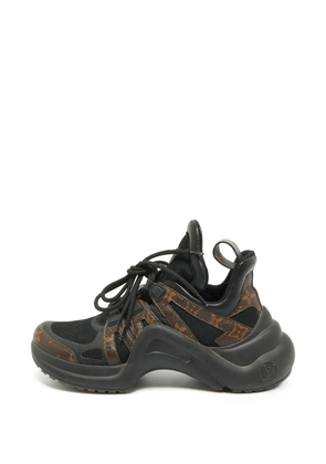 Louis Vuitton Pre-Owned Archlight Monogram sneakers - Black