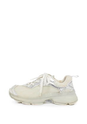 Christian Dior Pre-Owned Dior Vibe lace-up sneakers - White