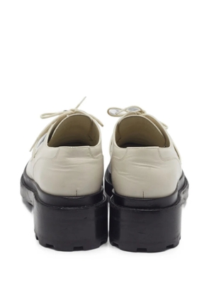 Hermès Pre-Owned First Derby Kelly buckle loafers - Neutrals