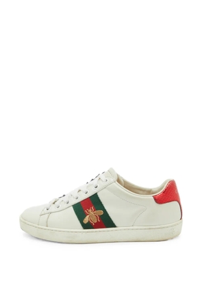 Gucci Pre-Owned Ace bee embroidered sneakers - White