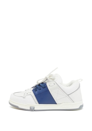 Valentino Garavani Pre-Owned lace-up sneakers - White