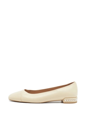 Stuart Weitzman pearl-embellished leather ballet flats - White