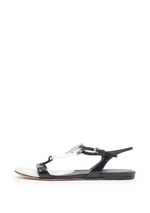 Christian Dior Pre-Owned thong flat sandals - Black