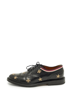 Gucci Pre-Owned Beyond star/bee embroidered derby shoes - Black