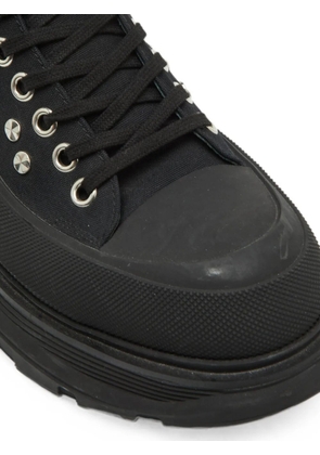 Alexander McQueen Pre-Owned Tread Slick studded lace-up sneakers - Black