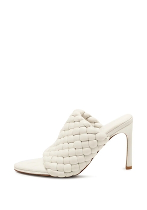 Bottega Veneta Pre-Owned Curve leather sandals - White
