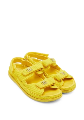 CHANEL Pre-Owned Dad logo-detail sandals - Yellow