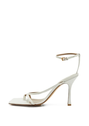Bottega Veneta Pre-Owned square-toe sandals - White
