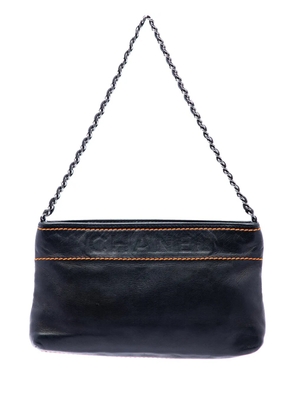 CHANEL Pre-Owned 2004-2005 Lambskin LAX Chain Pochette handbag - Black