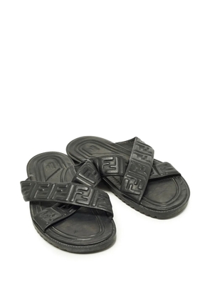 Fendi Pre-Owned FF logo criss-cross slides - Black