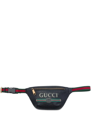 Gucci Pre-Owned 2016-2026 Small Grained Calfskin Web Logo belt bag - Black