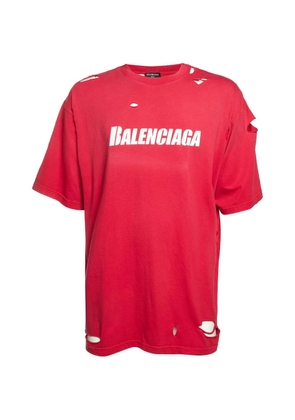 Balenciaga Pre-Owned logo-print distressed T-shirt - Red