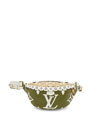 Louis Vuitton Pre-Owned 2019 Monogram-Giant belt bag - Green