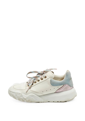 Alexander McQueen Pre-Owned Court leather sneakers - White