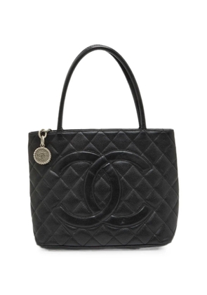 CHANEL Pre-Owned 2006-2008 Medallion quilted tote bag - Black