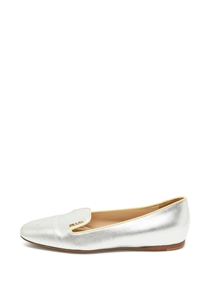 Prada Pre-Owned leather loafers - Silver