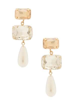 petit moments Alexis Pearl Drop Earrings in Neutral.